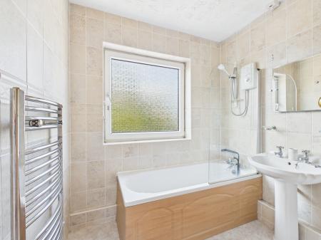 3 bedroom Semi-detached house for sale in Nottingham Road, Chaddesden, Derby, DE21
