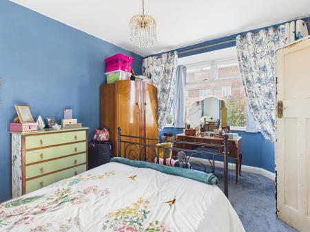 2 bedroom Bungalow for sale in Suffolk Avenue, Derby, DE21
