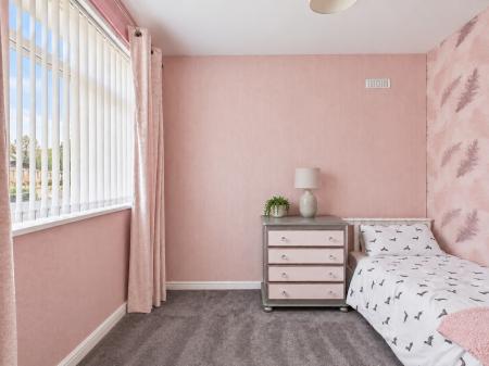 2 bedroom Bungalow for sale in Suffolk Avenue, Derby, DE21