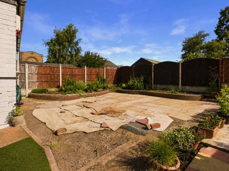 2 bedroom Bungalow for sale in Suffolk Avenue, Derby, DE21