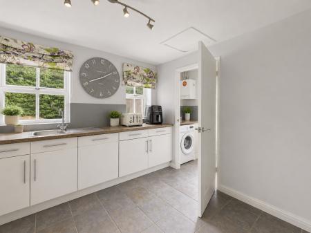 3 bedroom Detached house for sale in Ribble Close, Hilton, Derby, DE65
