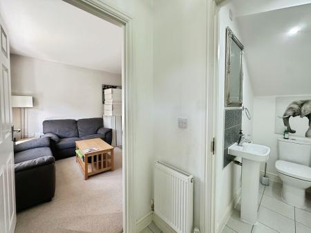 3 bedroom Semi-detached house to let in Richardson Way, Derby, DE22