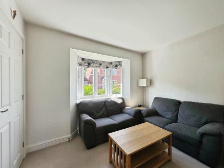 3 bedroom Semi-detached house to let in Richardson Way, Derby, DE22