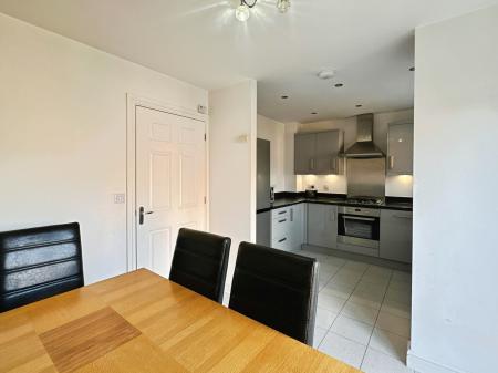 3 bedroom Semi-detached house to let in Richardson Way, Derby, DE22