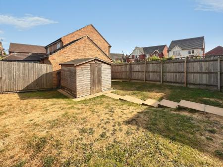 3 bedroom Semi-detached house to let in Richardson Way, Derby, DE22