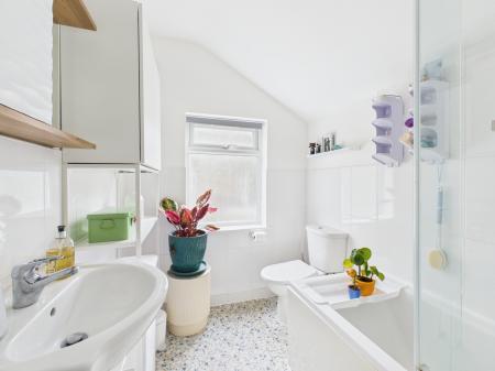 2 bedroom Terraced House for sale in Walter Street, City Centre, Derby, DE1