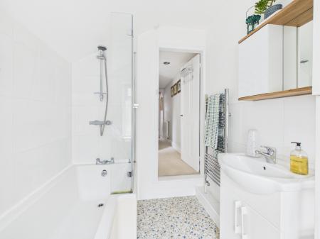 2 bedroom Terraced House for sale in Walter Street, City Centre, Derby, DE1