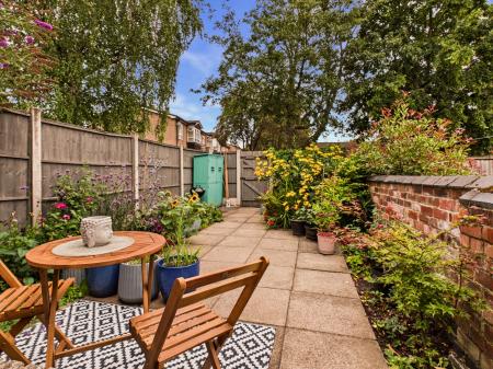 2 bedroom Terraced House for sale in Walter Street, City Centre, Derby, DE1
