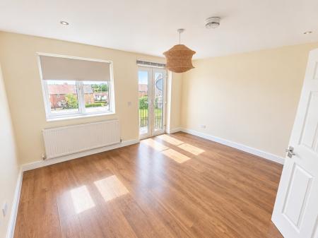 3 bedroom Terraced House to let in Haworth Close, Stretton, Alfreton, DE55