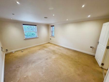 2 bedroom Apartment to let in Cole Lane, Borrowash, Derby, DE72
