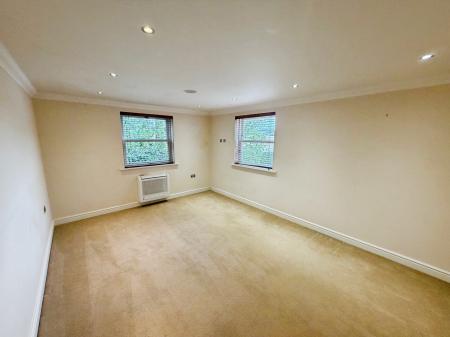 2 bedroom Apartment to let in Cole Lane, Borrowash, Derby, DE72