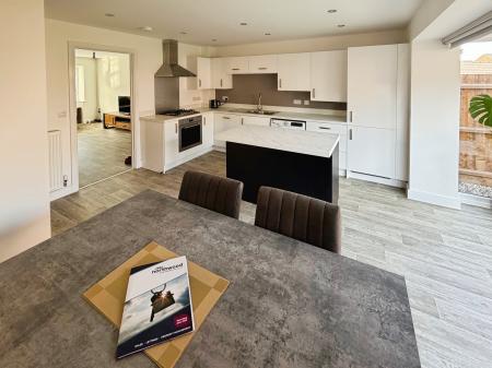 3 bedroom Semi-detached house to let in Pathfinder Way, Castle Donington, Derby, DE74