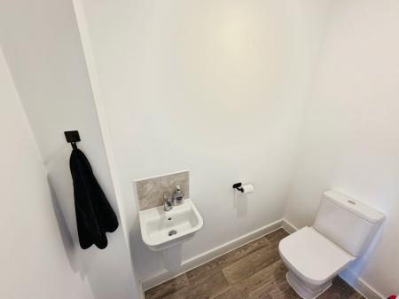 3 bedroom Semi-detached house to let in Pathfinder Way, Castle Donington, Derby, DE74