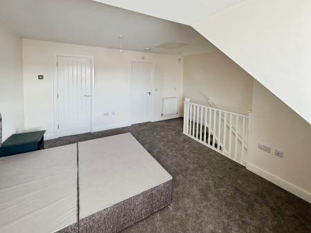 3 bedroom Semi-detached house to let in Pathfinder Way, Castle Donington, Derby, DE74