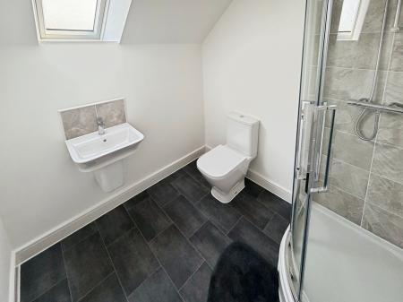 3 bedroom Semi-detached house to let in Pathfinder Way, Castle Donington, Derby, DE74