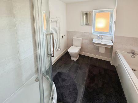 3 bedroom Semi-detached house to let in Pathfinder Way, Castle Donington, Derby, DE74