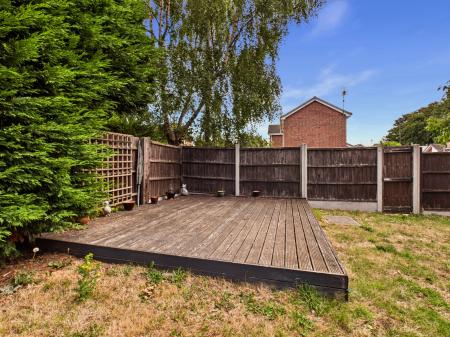 3 bedroom Link detached house to let in Corbel Close, Oakwood, Derby, DE21