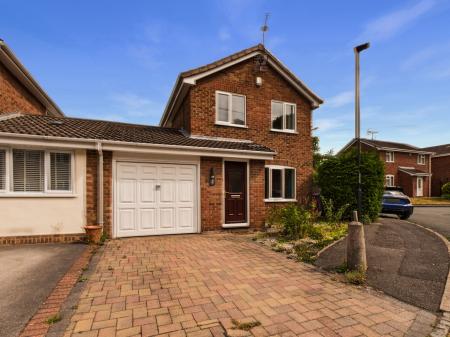 Corbel Close, Oakwood, Derby, DE21