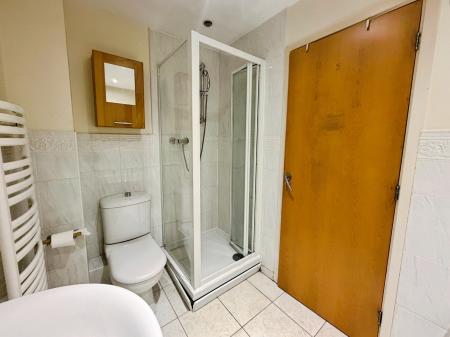 2 bedroom Flat to let in 317 Burton Road, Littleover, Derby, DE23