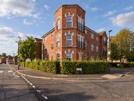 2 bedroom Flat for sale in Magnus Court, Chester Green, Derby, DE21