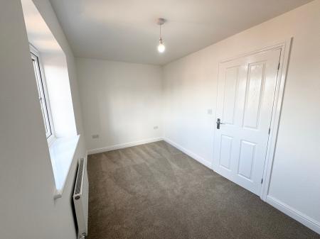 2 bedroom Semi-detached house to let in Meadowfields View, Swanwick, Derby, DE55