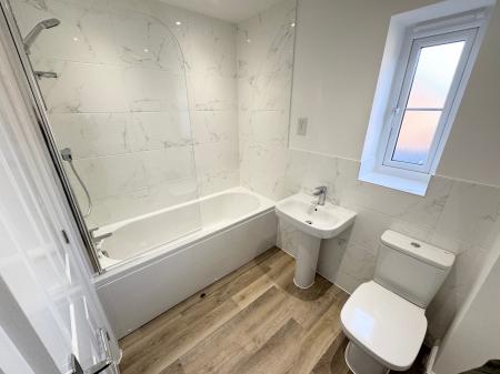2 bedroom Semi-detached house to let in Meadowfields View, Swanwick, Derby, DE55