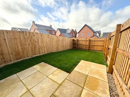 2 bedroom Semi-detached house to let in Meadowfields View, Swanwick, Derby, DE55