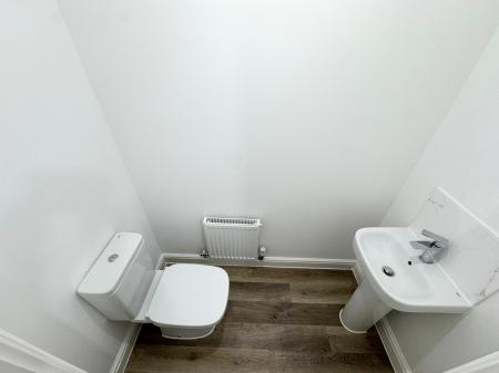 2 bedroom Semi-detached house to let in Meadowfields View, Swanwick, Derby, DE55