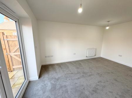 2 bedroom Semi-detached house to let in Meadowfields View, Swanwick, Derby, DE55
