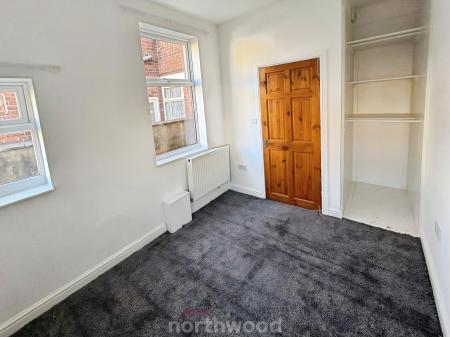 1 bedroom Flat to let in Coronation Road, Balby, Doncaster, DN4