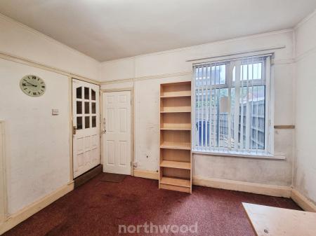 1 bedroom Commercial Property to let in High Street, Bentley, Doncaster, DN5