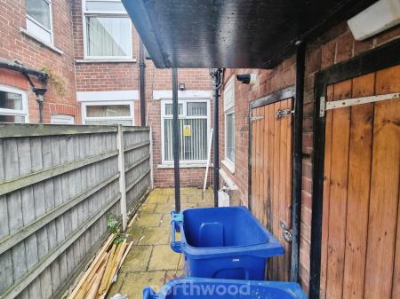 1 bedroom Commercial Property to let in High Street, Bentley, Doncaster, DN5