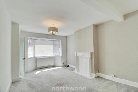 2 bedroom Semi-detached house to let in Newbold Terrace, Cusworth, Doncaster, DN5