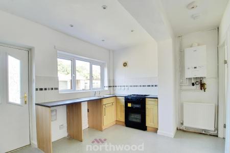 2 bedroom Semi-detached house to let in Newbold Terrace, Cusworth, Doncaster, DN5
