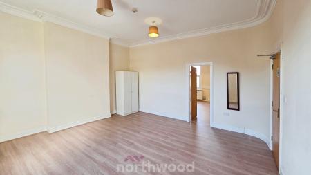 1 bedroom Flat to let in Thorne Road, Doncaster, DN1