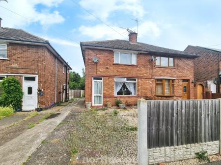 2 bedroom Semi-detached house for sale in Acacia Road, Cantley, Doncaster, DN4