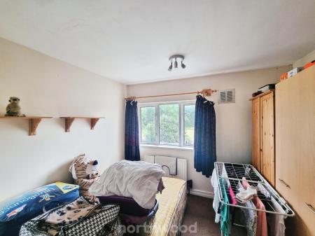 2 bedroom Semi-detached house for sale in Acacia Road, Cantley, Doncaster, DN4