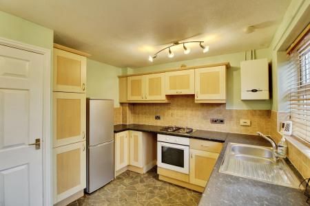 2 bedroom Semi-detached house for sale in Bank End Close, Bolton upon Dearne, S63