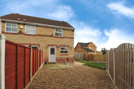 2 bedroom Semi-detached house for sale in Bank End Close, Bolton upon Dearne, S63