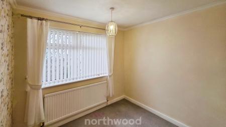 3 bedroom Bungalow for sale in Bellerby Road, Skellow, Doncaster, DN6