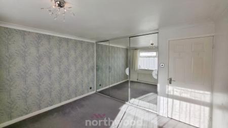 3 bedroom Bungalow for sale in Bellerby Road, Skellow, Doncaster, DN6