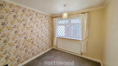 3 bedroom Bungalow for sale in Bellerby Road, Skellow, Doncaster, DN6