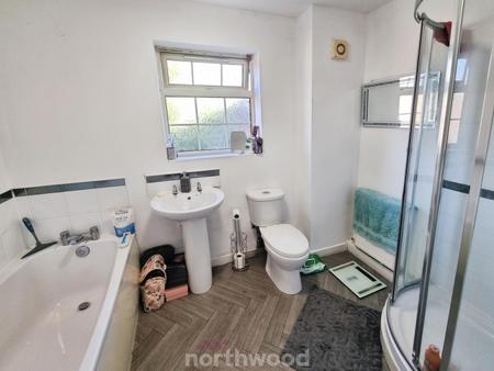 2 bedroom Flat for sale in Brander Close, Balby, Doncaster, DN4