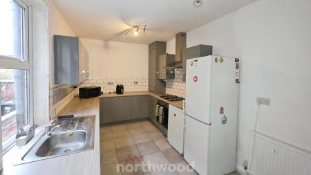 3 bedroom Terraced House for sale in Clarence Avenue, Balby, Doncaster, DN4
