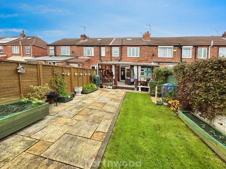 3 bedroom Terraced House for sale in Craithie Road, Town Moor, Doncaster, DN2