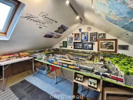 3 bedroom Terraced House for sale in Craithie Road, Town Moor, Doncaster, DN2