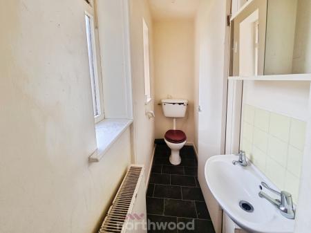 2 bedroom Semi-detached house for sale in Everingham Road, Cantley, Doncaster, DN4