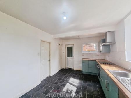 2 bedroom Semi-detached house for sale in Everingham Road, Cantley, Doncaster, DN4