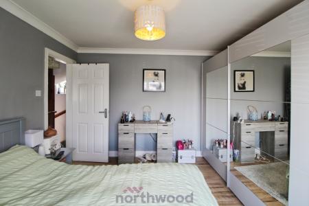 4 bedroom Semi-detached house for sale in Marlborough Road, Town Moor, Doncaster, DN2