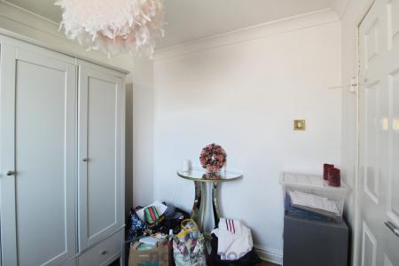 4 bedroom Semi-detached house for sale in Marlborough Road, Town Moor, Doncaster, DN2